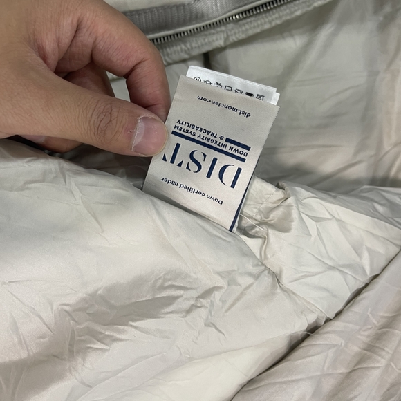 Moncler down jacket - Picture 9 of 11